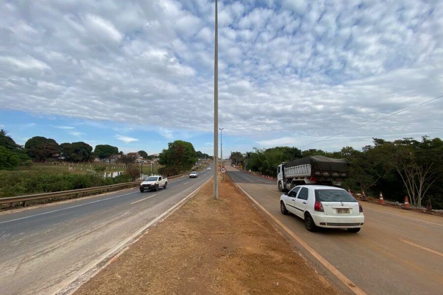 Goinfra conclui obras e libera pista da GO-060, em Trindade