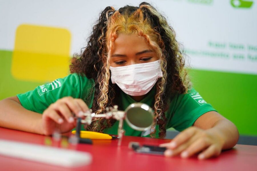 Sedi inaugura mais um laboratório Include, em Goiânia 