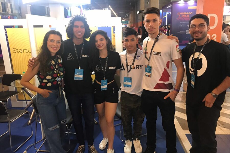 Alunos da Escola do Futuro criam app de transporte
