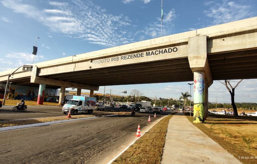 Governador participa da inauguração do Viaduto Iris Rezende Machado