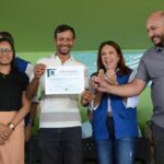 Gracinha Caiado entrega benefícios sociais em Flores de Goiás