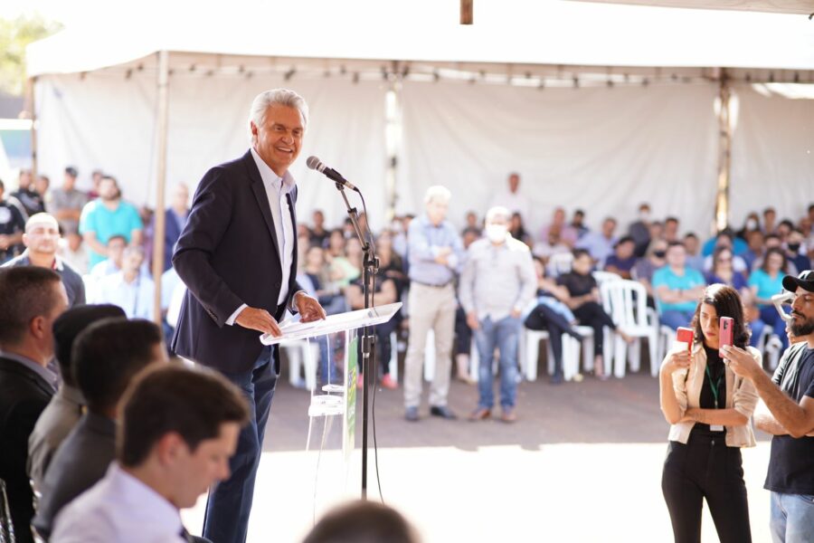 Caiado anuncia investimentos em Jataí na comemoração do aniversário do município