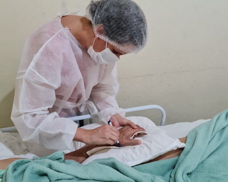 HDS confecciona órtese para paciente