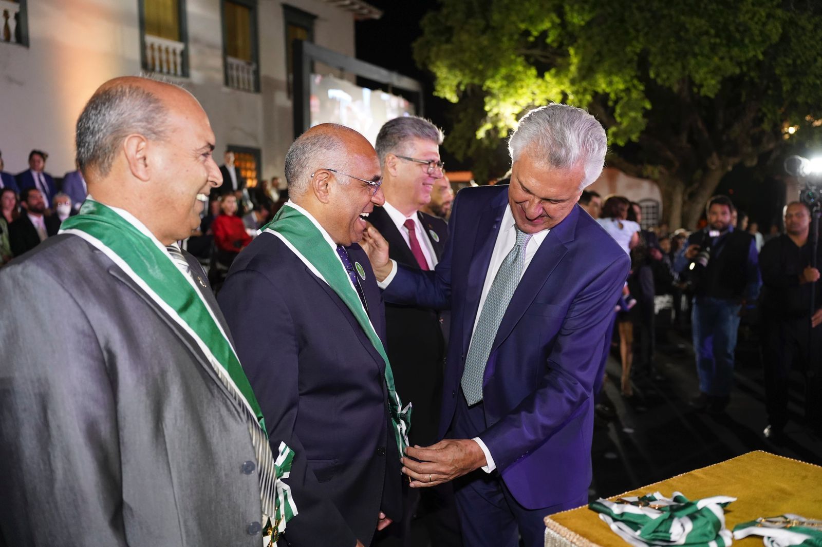 Personalidades recebem a Comenda da Ordem do Mérito Anhanguera