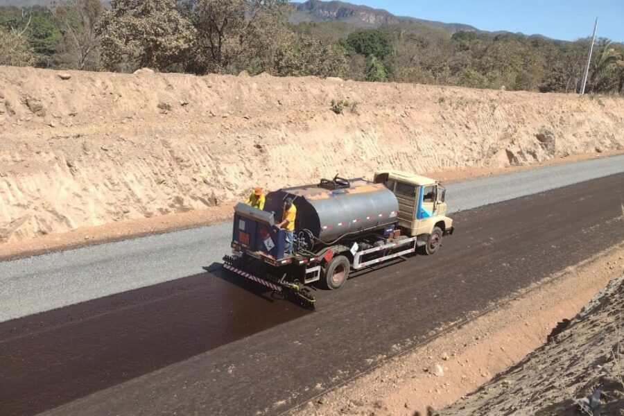 Goinfra conclui pavimentação entre Colinas do Sul e Minaçu e inicia obras em novo trecho da GO-132
