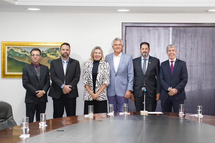 Governo de Goiás promove 95 servidores das polícias Civil e Técnico-Científica