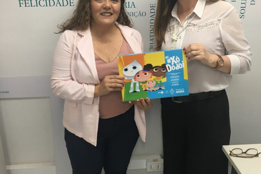 Multivacinação: kits pedagógicos da Xô Dodói são distribuídos nos Cmeis de Goiânia
