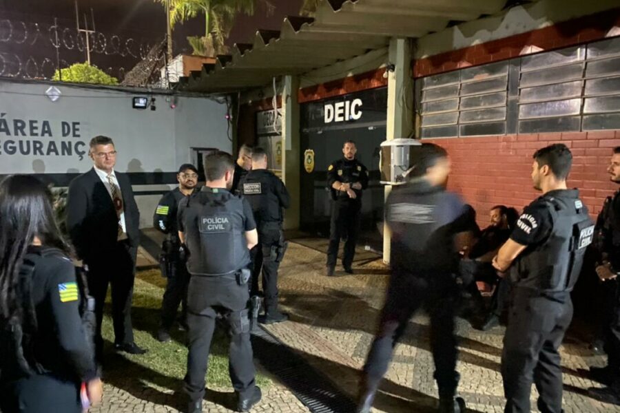 Operação Veritas cumpre 16 mandados de prisão contra advogados