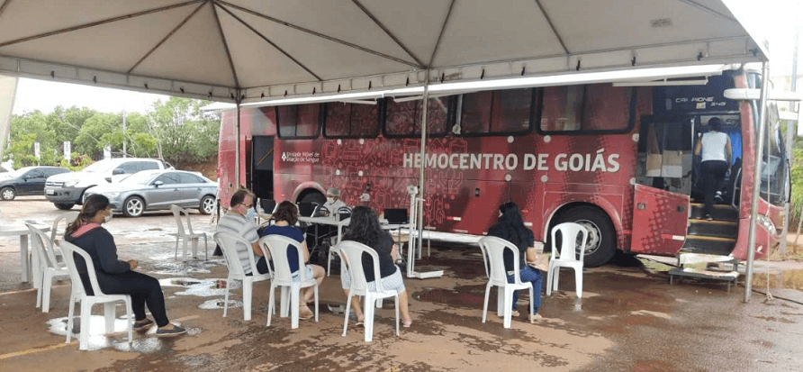 Heapa recebe unidade móvel para doação de sangue