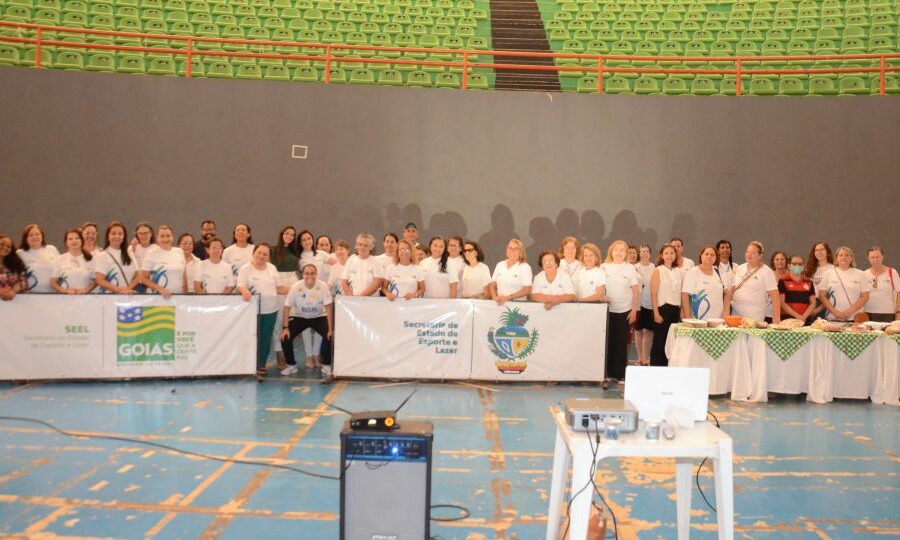 Café com Prosa reúne 50 alunas do Viva Mais Goiás para palestras sobre saúde