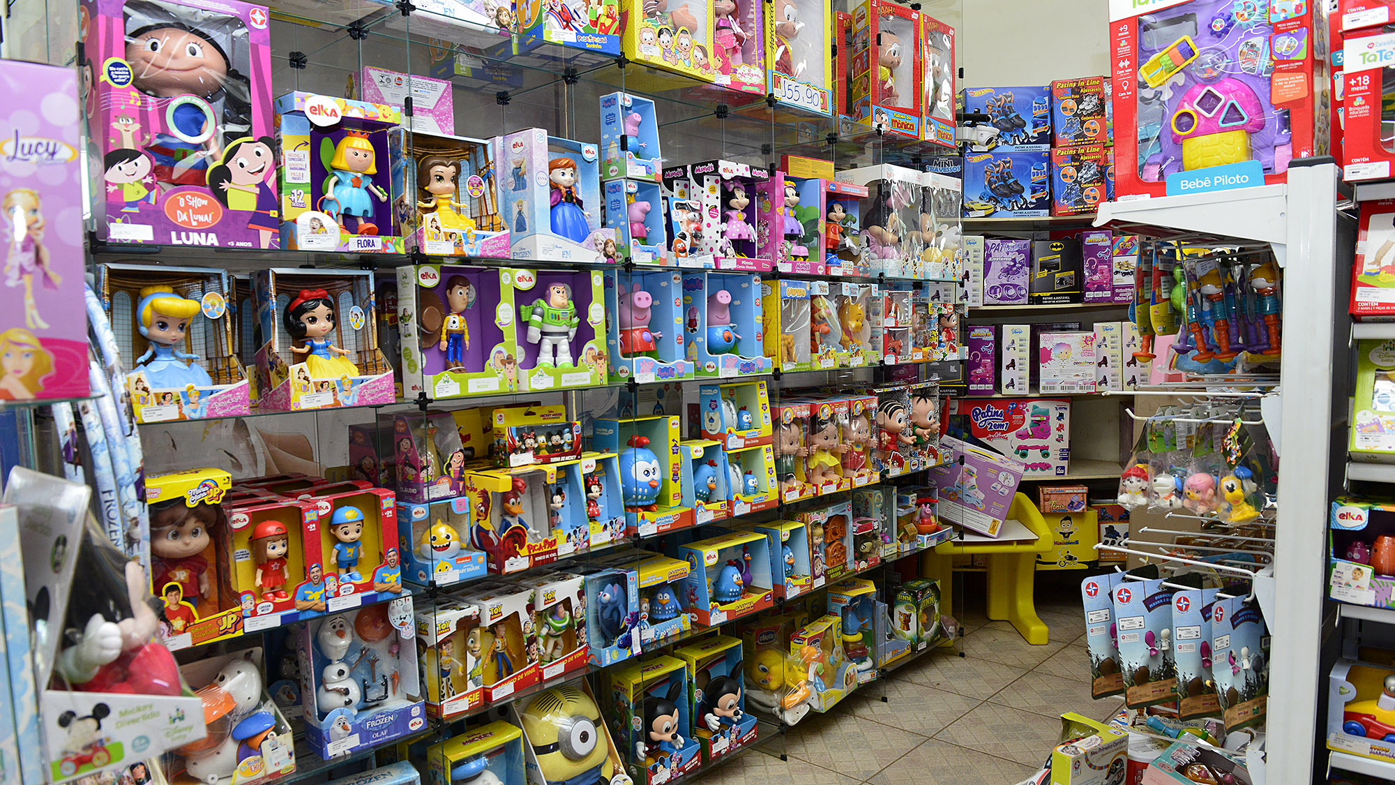 Procon orienta consumidores sobre compra de presentes para o Dia das Crianças