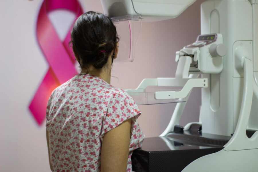 Outubro Rosa: ações da SES ajudam a reduzir incidência de câncer de mama