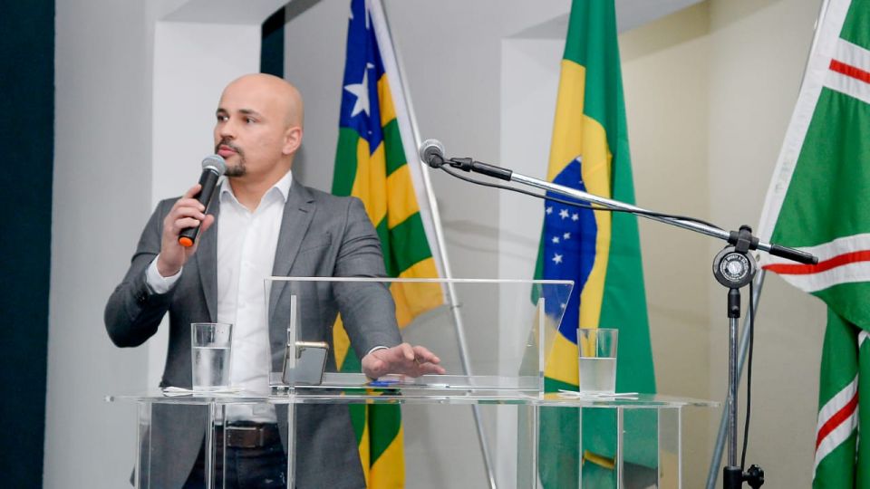 Bruno D’Abadia deixa a Secretaria da Administração de Goiás