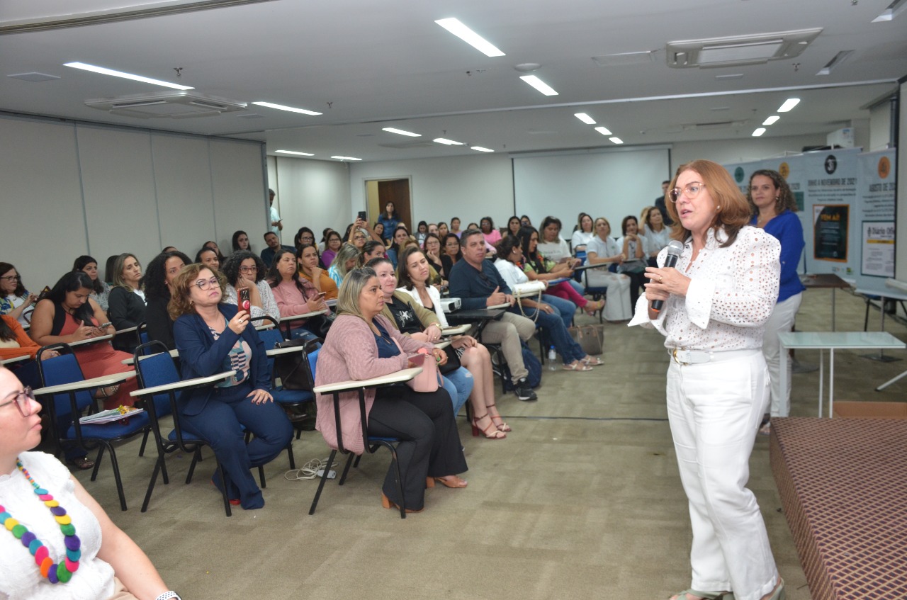 Goiás recebe referência nacional durante IV Encontro Formativo do AlfaMais Goiás