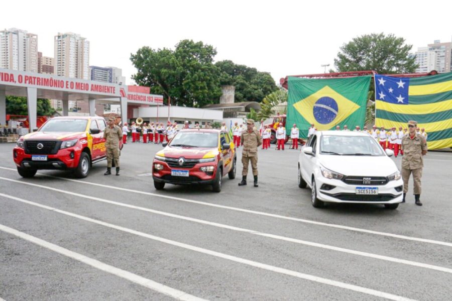 Corpo de Bombeiros recebe novas viaturas e equipamentos