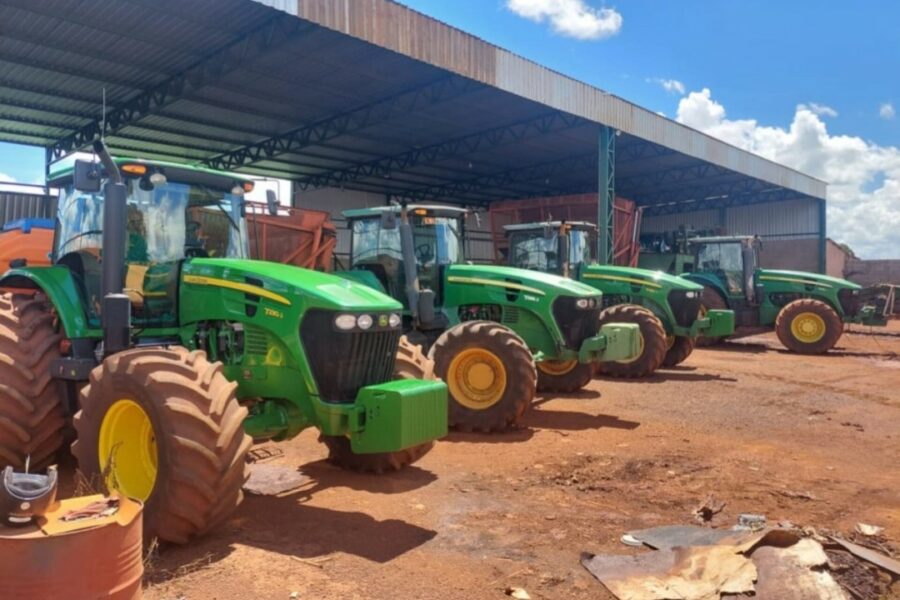 Segurança Rural recupera tratores e colheitadeira com sinais de adulteração