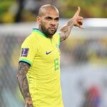 Daniel Alves é detido em Barcelona