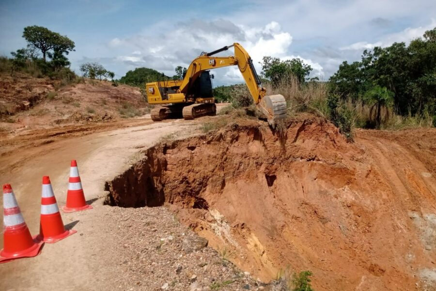 Goinfra atende emergência em Morro Agudo de Goiás