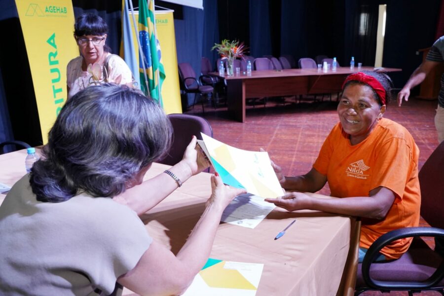 Governo inicia regularização de 1.160 imóveis em Goiânia
