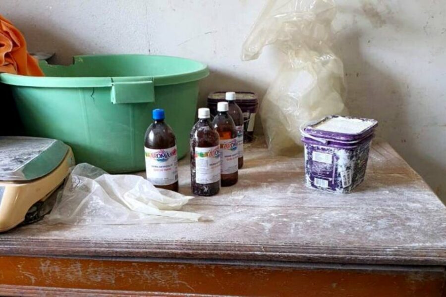 Agrodefesa e Decon interditam fábrica clandestina de produtos lácteos em Itauçu