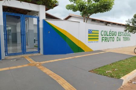 Seduc entrega reforma do Colégio Estadual Fruto da Terra