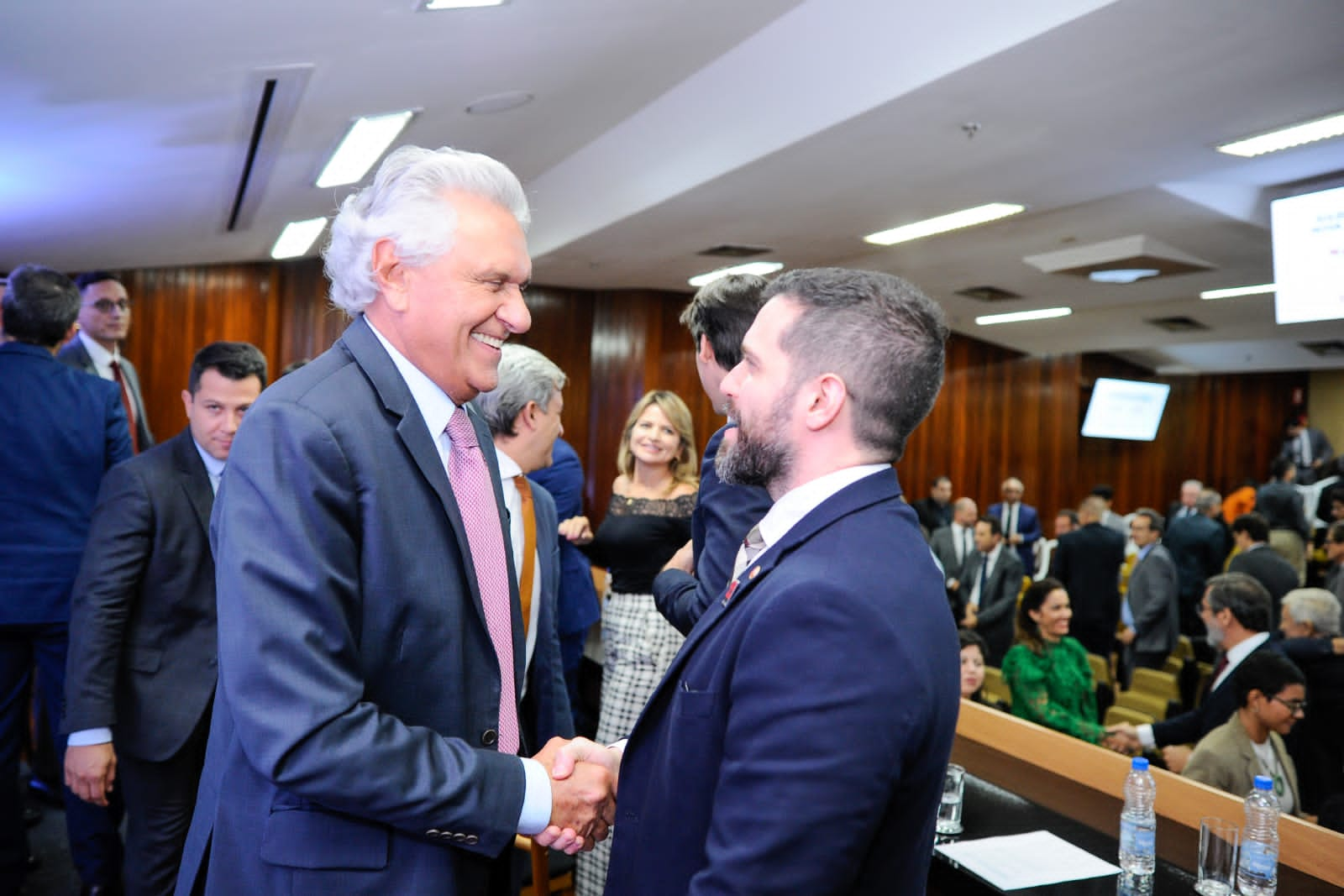 Caiado defende parcerias por avanço social durante evento do CNPGC