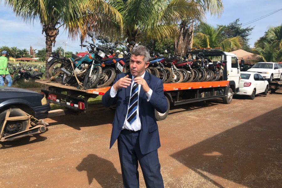 Detran inicia operação para limpar pátios e vai leiloar 6 mil veículos