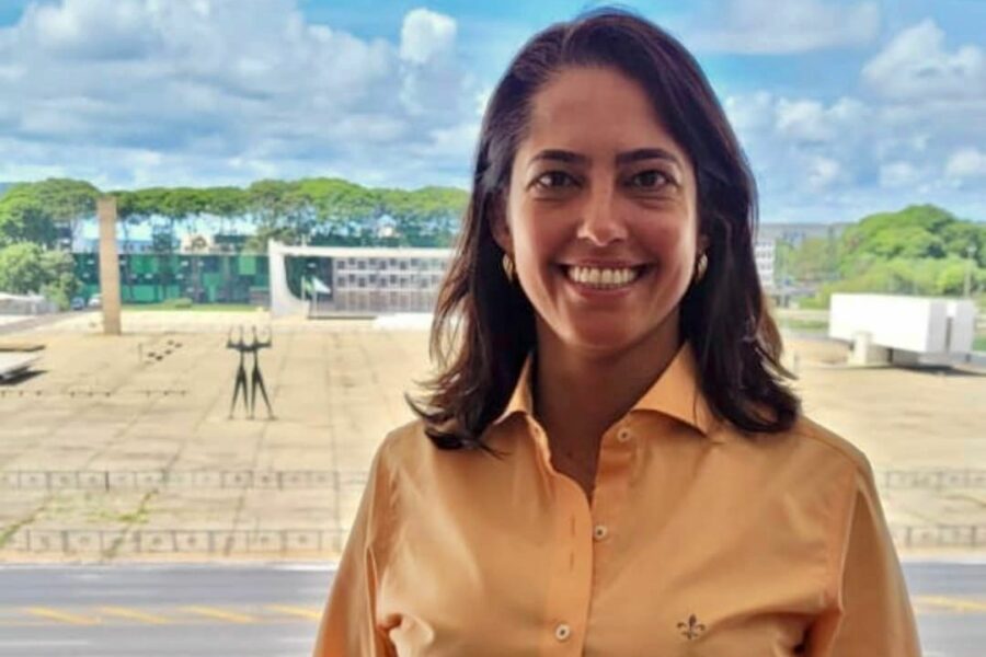 Maria Caroline Fleury de Lima assume Secretaria do Entorno do DF