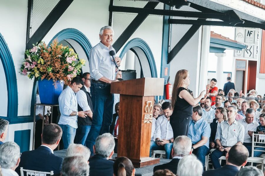 Na ExpoZebu, Caiado destaca avanços na pecuária e reforça compromisso com segurança no campo