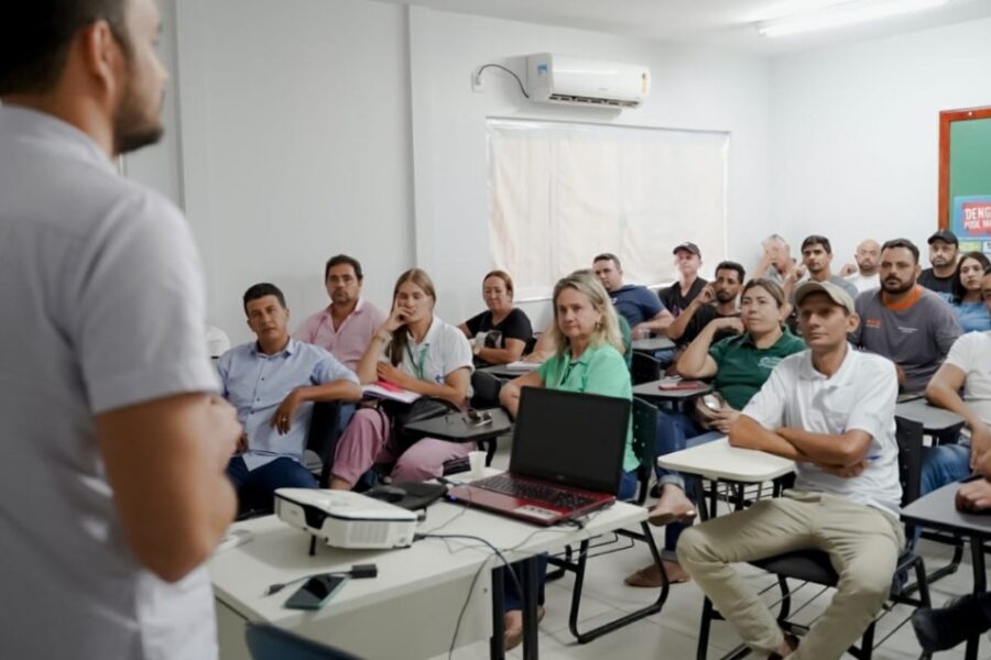 Saúde capacita agentes de combate ao Aedes aegypti