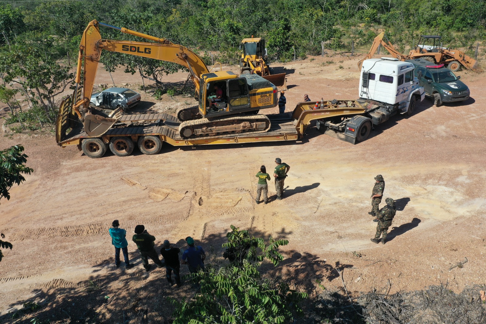 Fiscais fecham garimpo ilegal de ouro em Niquelândia