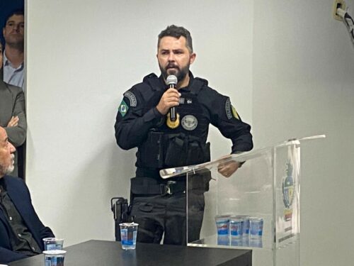 Polícia apresenta grupo especial para repressão de delitos a torcedores