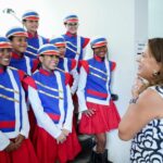 Gracinha Caiado entrega uniformes para bandas e fanfarras de escolas estaduais