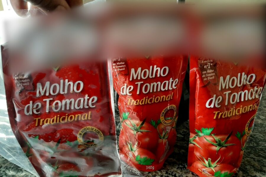 Decon investiga objetos estranhos em molho de tomate