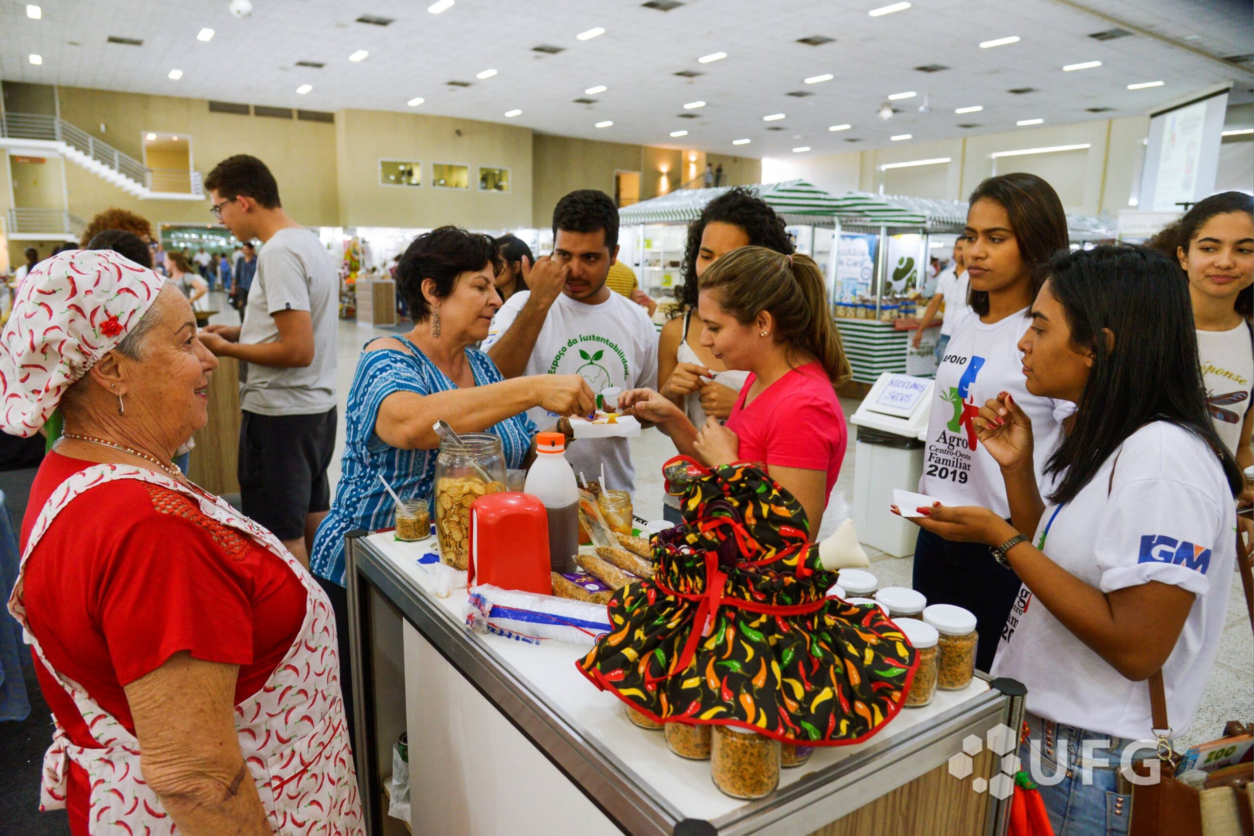 Emater participa da Agro Centro-Oeste Familiar