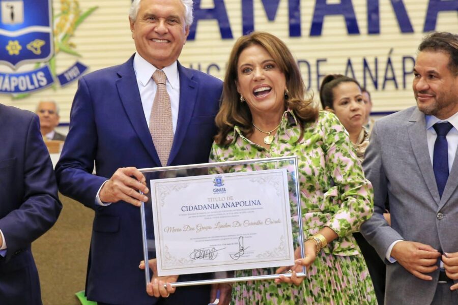 Primeira-dama Gracinha Caiado recebe título de cidadã anapolina