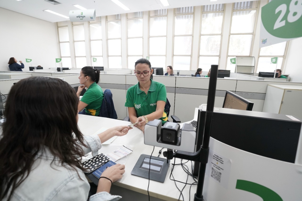 Feriado de Nossa Senhora Auxiliadora: veja o que abre e fecha em Goiânia