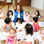 Gracinha leva benefícios à Creche Anjo da Guarda e recebe doação de alimentos