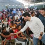 Governo de Goiás entrega cartões do Aluguel Social, em Aparecida de Goiânia