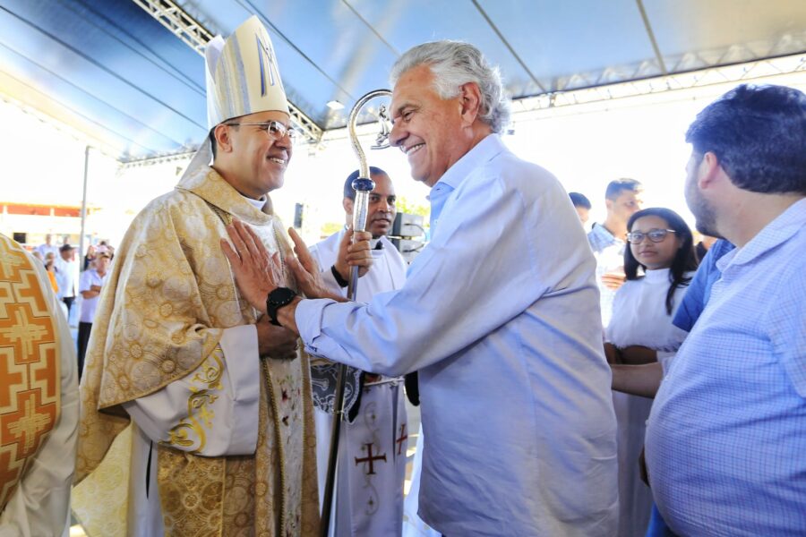 Governador acompanha Romaria de Nossa Senhora da Penha, em Guarinos