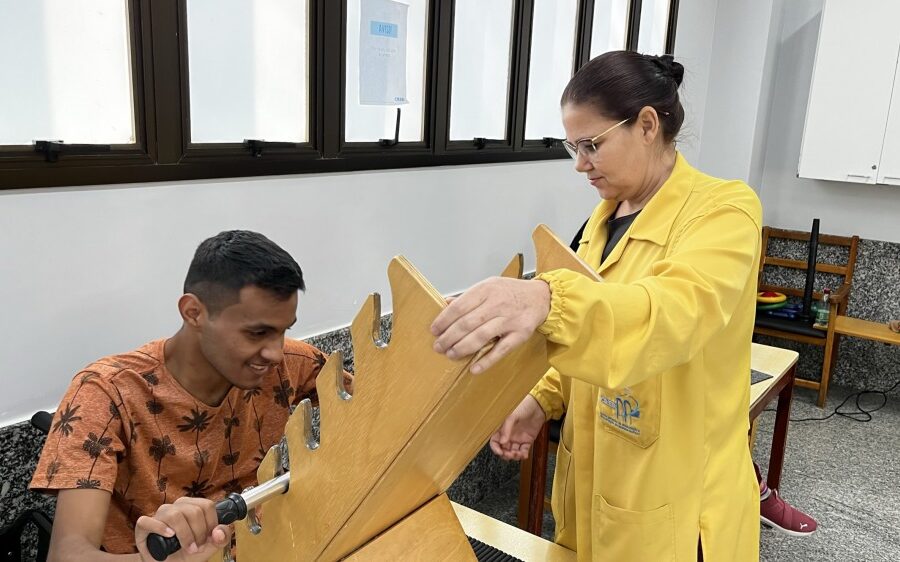 Crer faz alerta para risco de lesão medular devido a mergulho em águas rasas