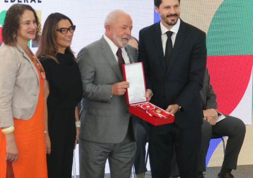 Daniel Vilela recebe Ordem Nacional do Mérito Científico