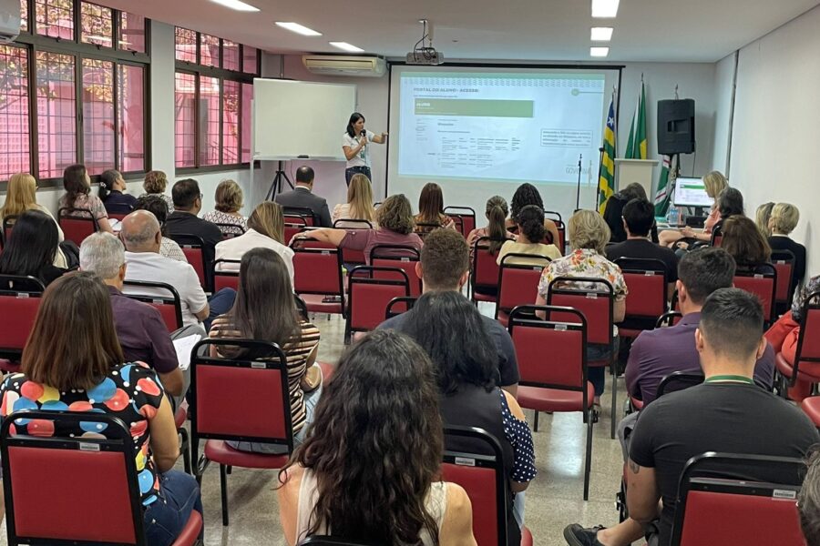 Escola de Governo capacita 11,6 mil servidores no primeiro semestre do ano