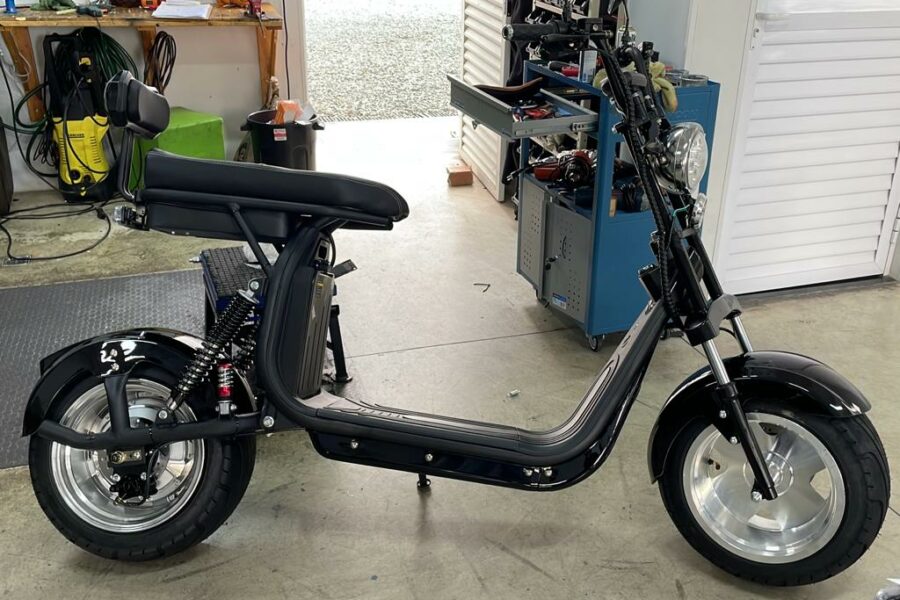Moto elétrica em circulação deve ser registrada e emplacada
