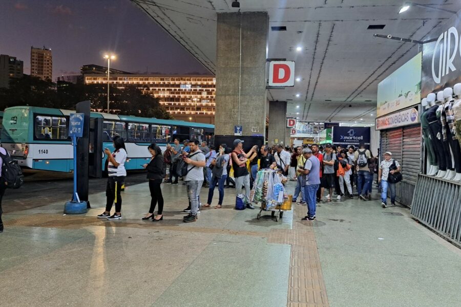 Estado mobiliza população por aprovação de projeto para transporte no Entorno