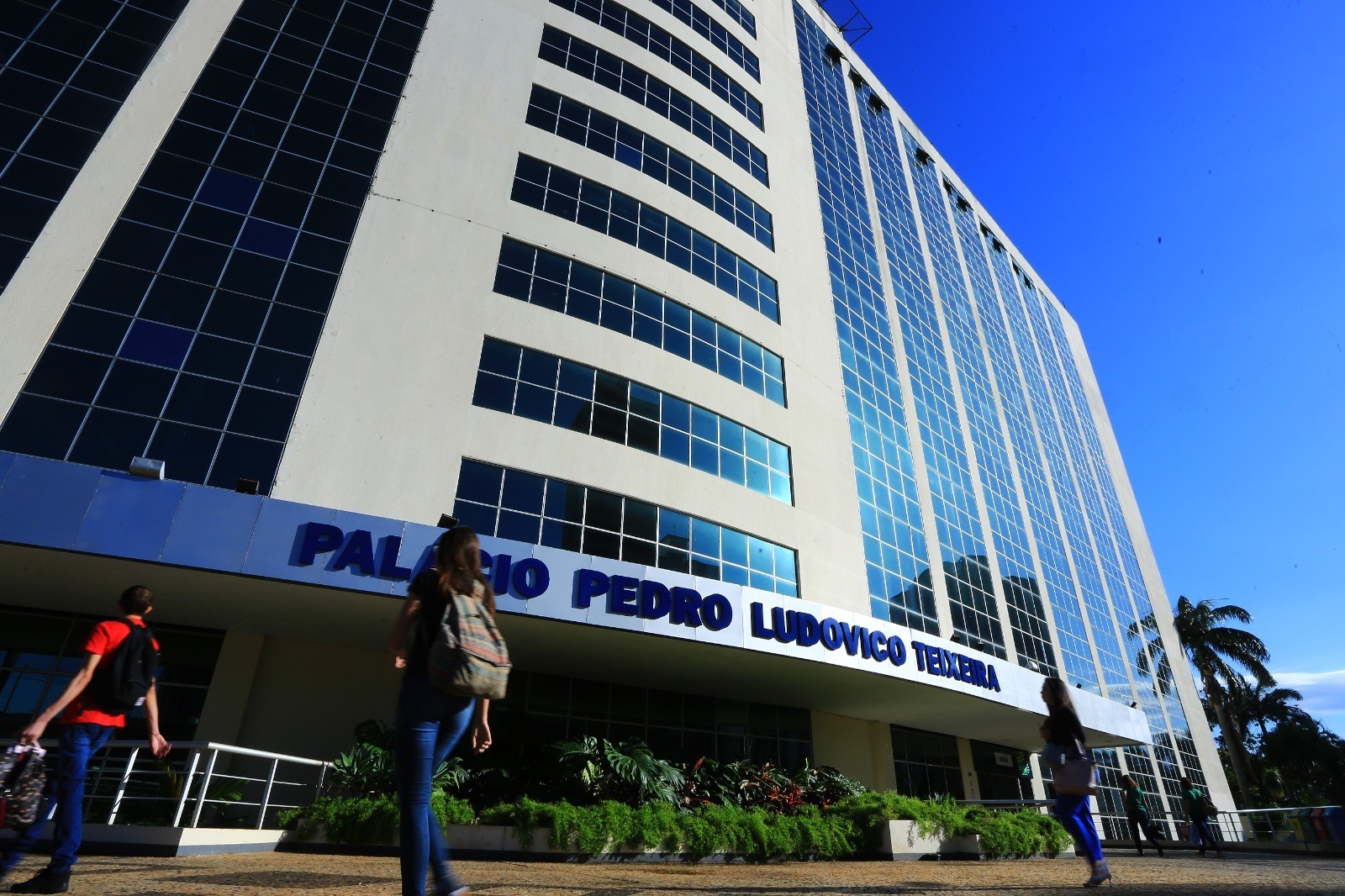 Estado regulamenta Rede de Gestão de Pessoas