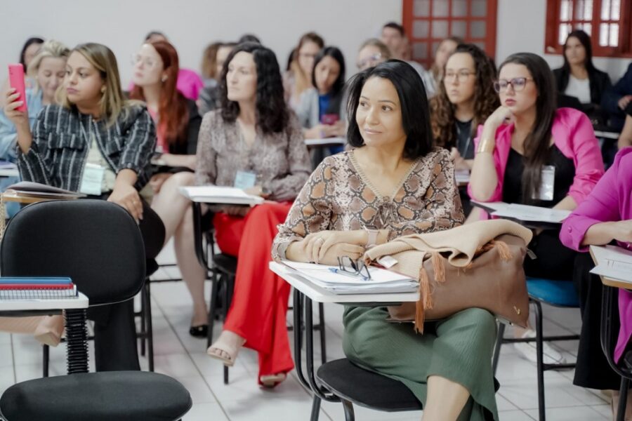 Saúde mental de estudantes é tema de projeto-piloto lançado em Piracanjuba