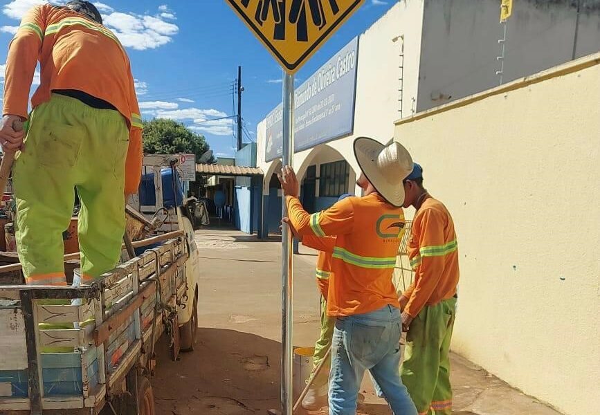 Detran implanta 20 mil metros de sinalização em áreas urbanas em julho