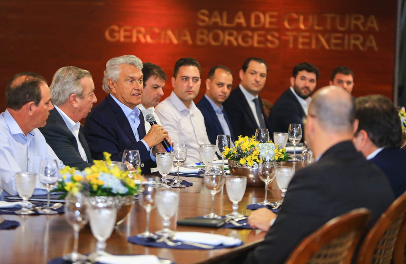 Caiado cumpre agenda em Brasília e Goiânia nesta quinta