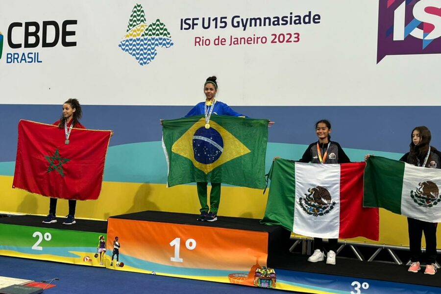 Estudante da rede estadual conquista título mundial de Taekwondo